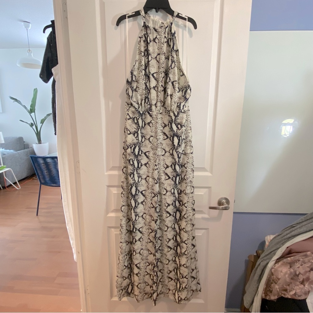 Endless Rose Long Jumpsuit - Snake Print Cream / Navy - size Large - Like New